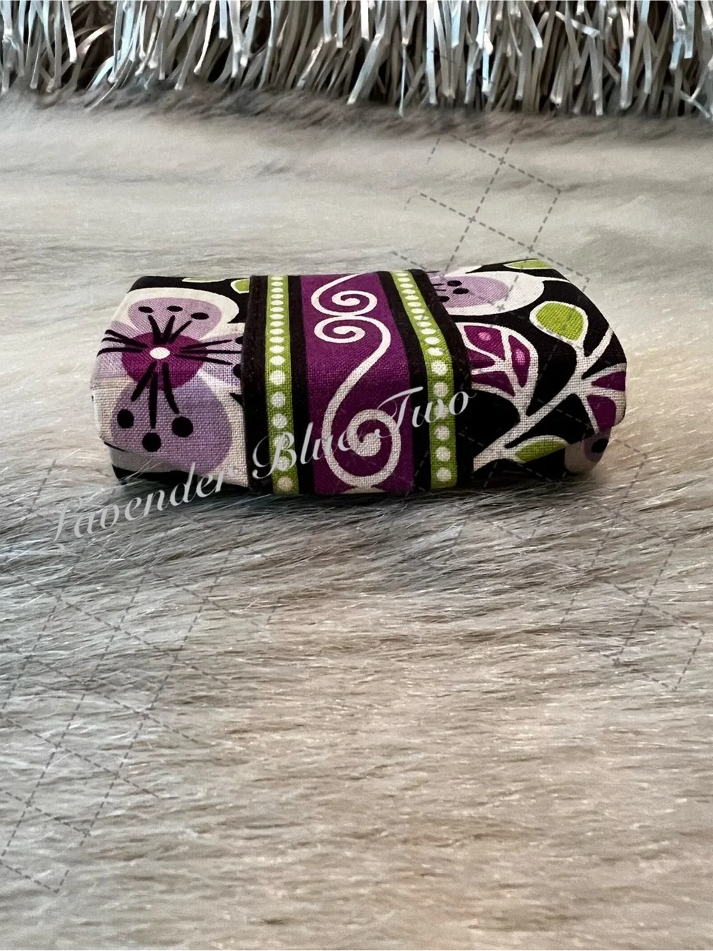 VERA BRADLEY Plum Petals 2011 Kiss Me Twice Lippie Hard Case Purple Brown Floral